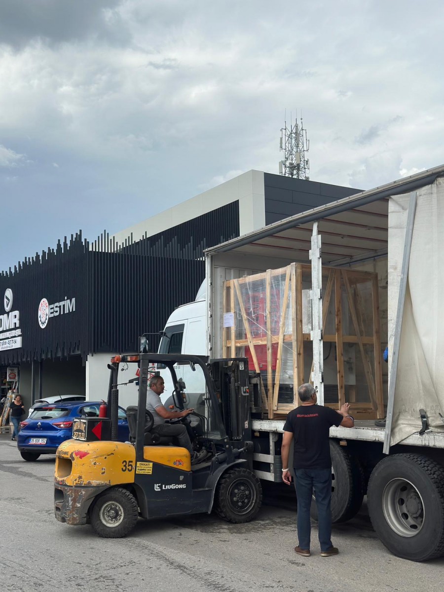 TORNADO CNC ALLOY WHEEL CNC DIAMOND CUT MACHINE SHIPMENT TO SAKARYA TURKEY 